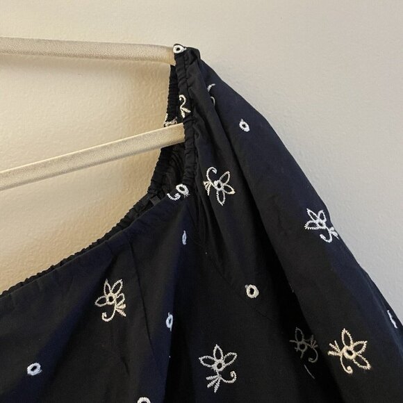 Lane Bryant Women 20 Floral Embroidered Eyelet Off-The-Shoulder Peplum Top NWT - Picture 6 of 11